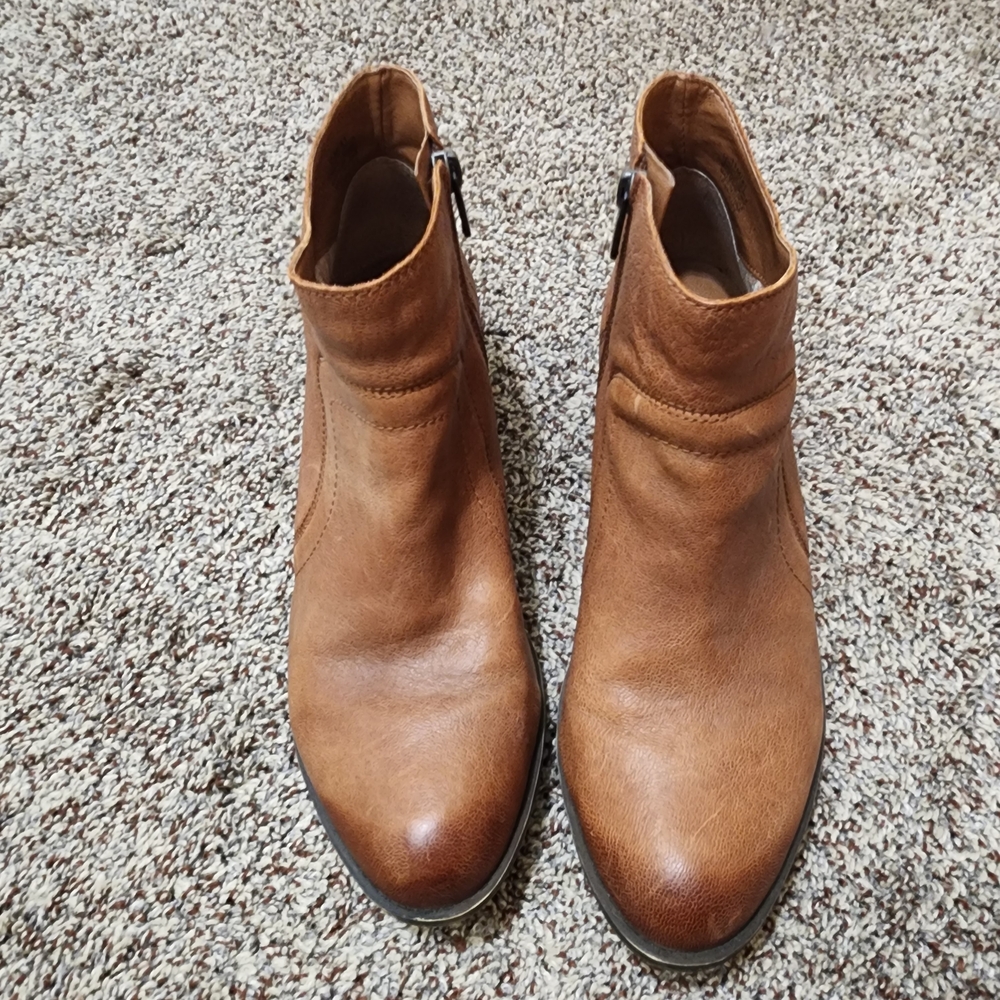 Women's Lucky brand Ankle Boots